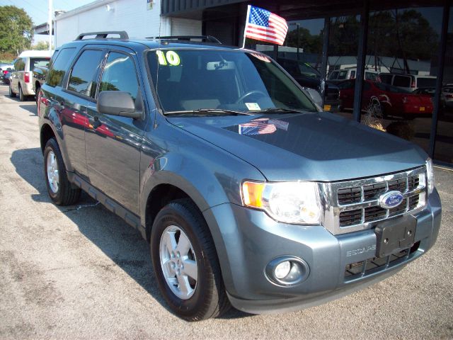 2010 Ford Escape 31 FOOT