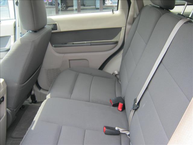 2010 Ford Escape ESi