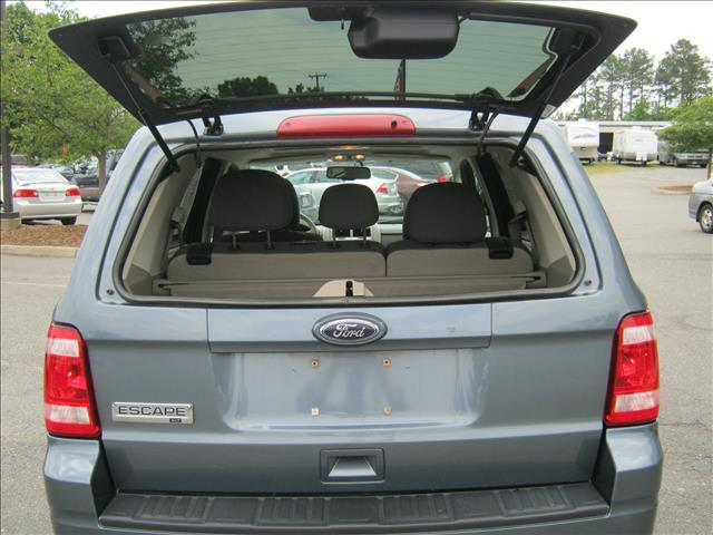 2010 Ford Escape ESi