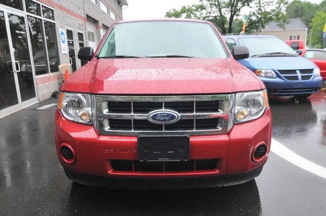 2010 Ford Escape XLS