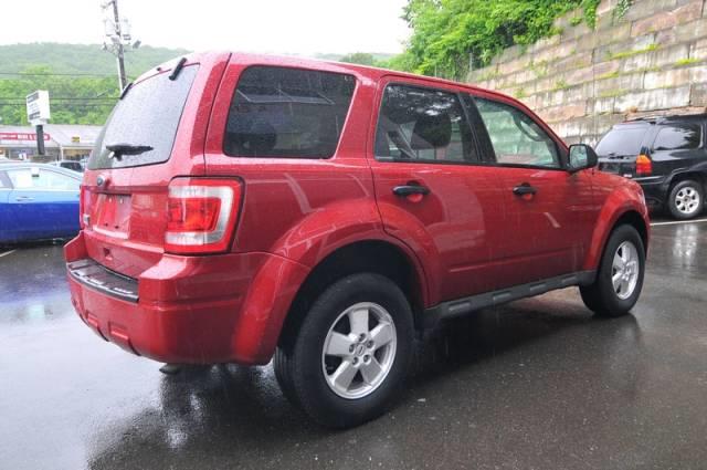 2010 Ford Escape XLS