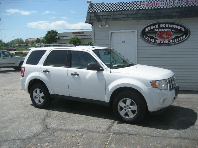 2010 Ford Escape 31 FOOT