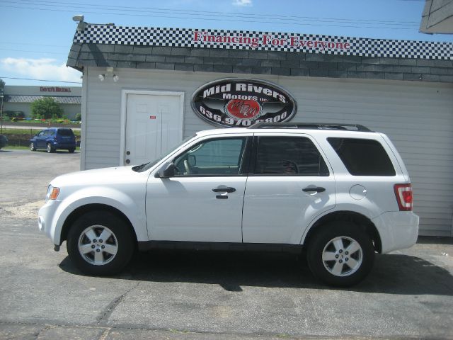 2010 Ford Escape 31 FOOT