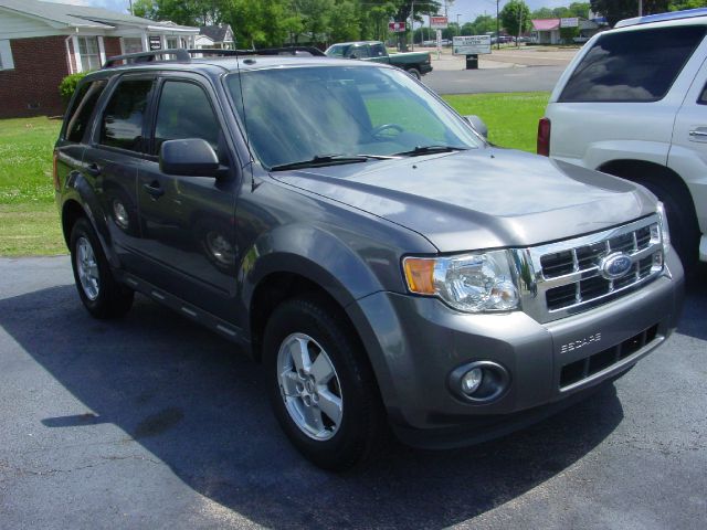 2010 Ford Escape 31 FOOT