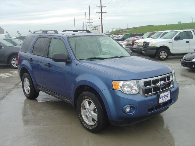 2010 Ford Escape 31 FOOT