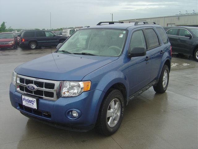 2010 Ford Escape 31 FOOT