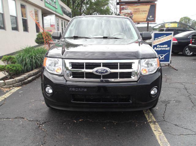 2010 Ford Escape 31 FOOT