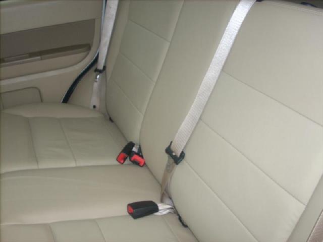 2010 Ford Escape Automatic 4X4 Leather/sunroof