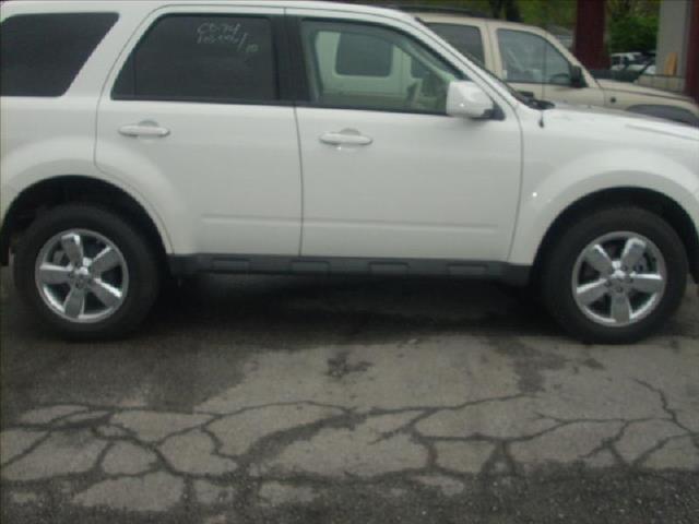 2010 Ford Escape Automatic 4X4 Leather/sunroof