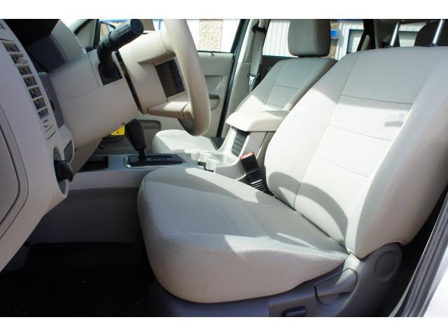 2010 Ford Escape ESi