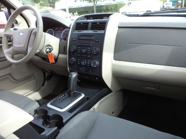 2010 Ford Escape 4DR 4WD BASE AT