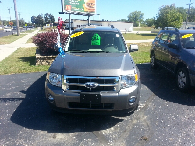 2010 Ford Escape 31 FOOT