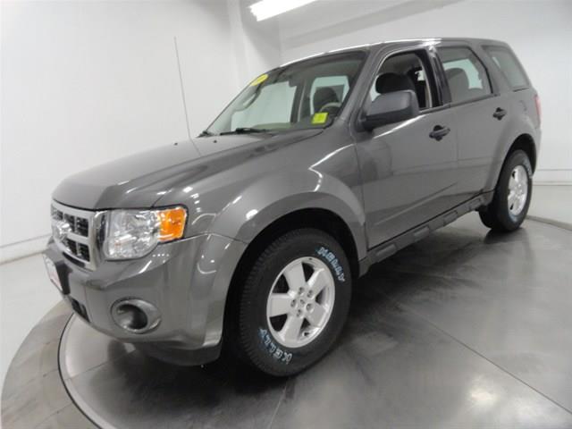 2010 Ford Escape XLS