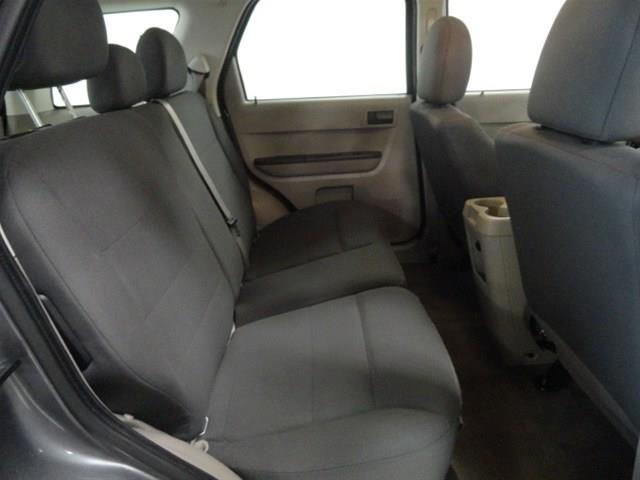 2010 Ford Escape XLS