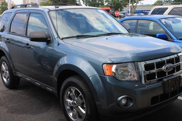 2010 Ford Escape ESi