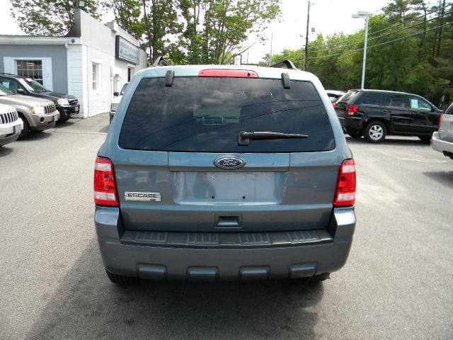 2010 Ford Escape ESi