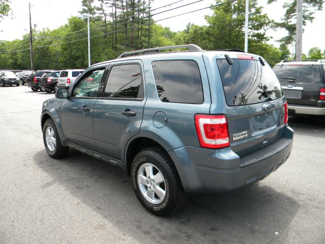 2010 Ford Escape ESi