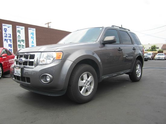 2010 Ford Escape 31 FOOT