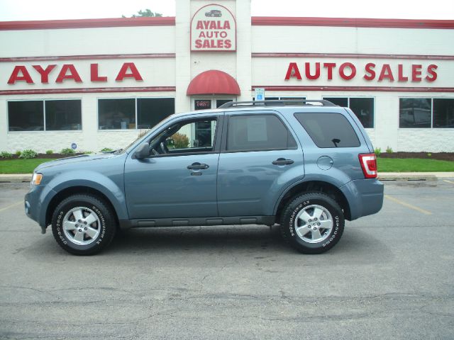 2010 Ford Escape 31 FOOT