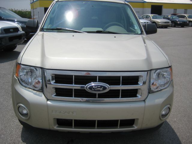 2011 Ford Escape 31 FOOT