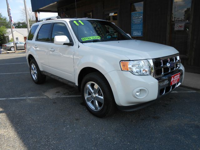 2011 Ford Escape SLT 25