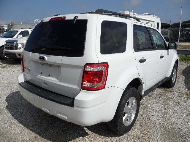 2011 Ford Escape ESi