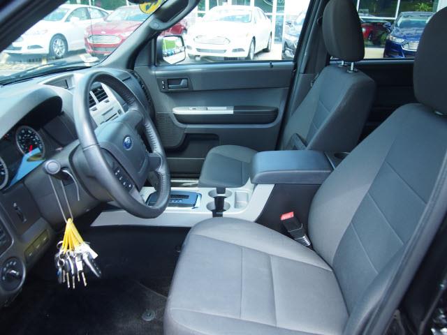 2011 Ford Escape ESi