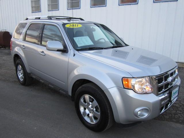 2011 Ford Escape SLT 25