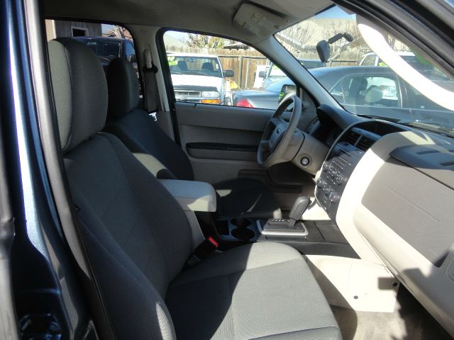 2011 Ford Escape 4DR 4WD BASE AT