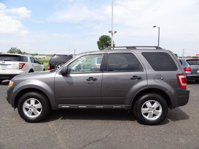 2011 Ford Escape 31 FOOT