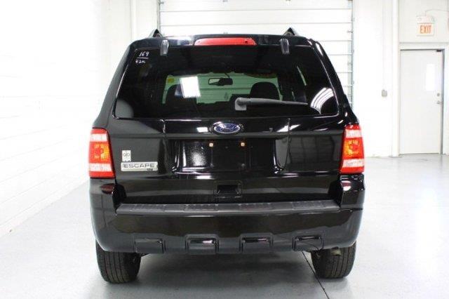 2011 Ford Escape ESi