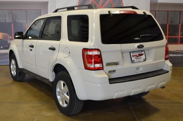 2011 Ford Escape ESi