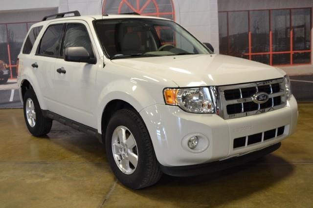 2011 Ford Escape ESi