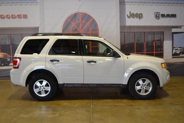 2011 Ford Escape ESi