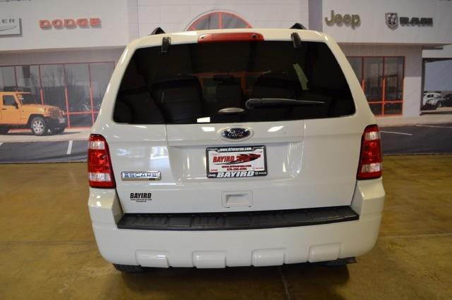 2011 Ford Escape ESi