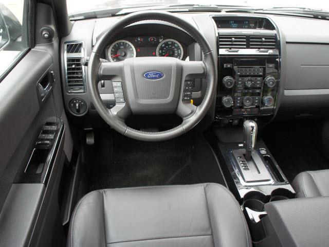 2011 Ford Escape SLT 25