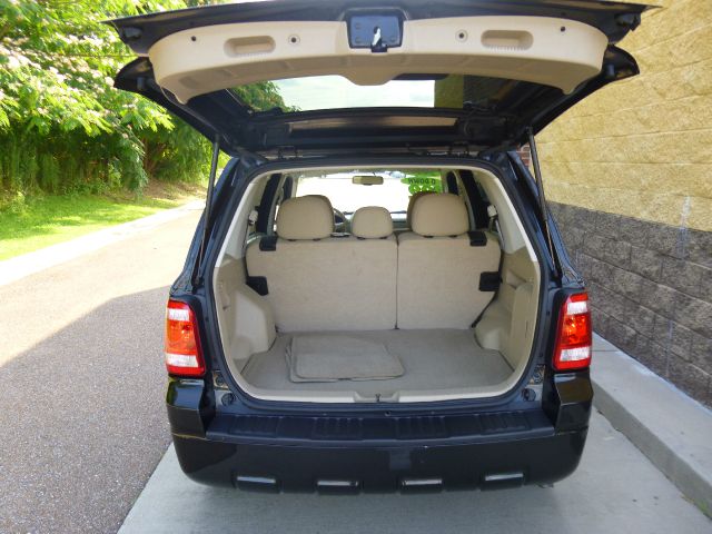 2011 Ford Escape 31 FOOT