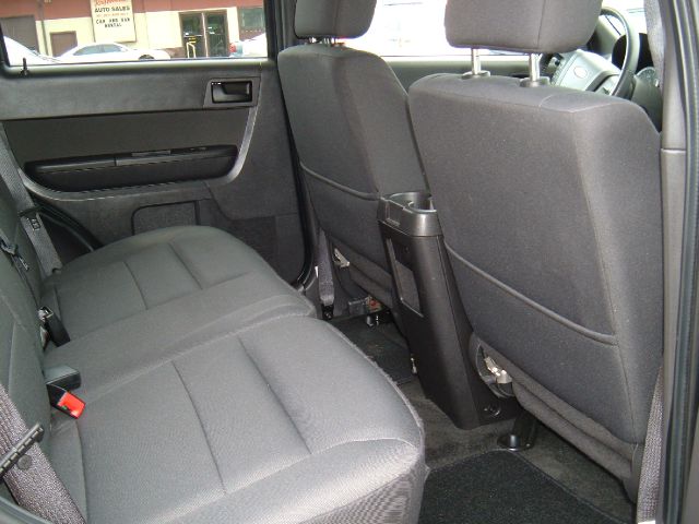 2011 Ford Escape ESi