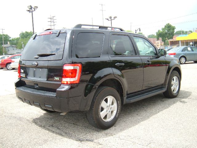 2011 Ford Escape ESi