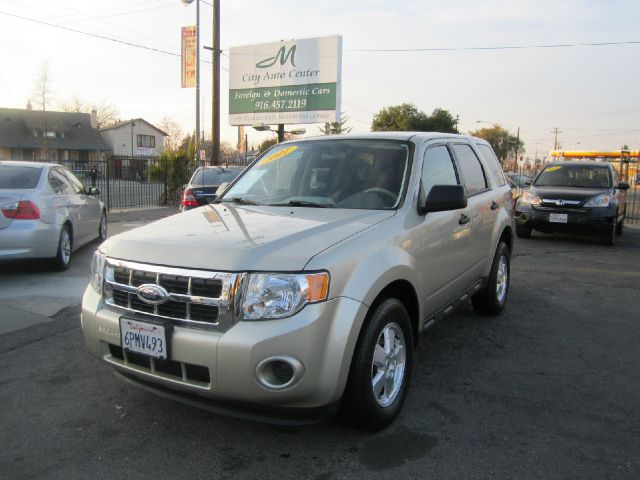 2011 Ford Escape XLS