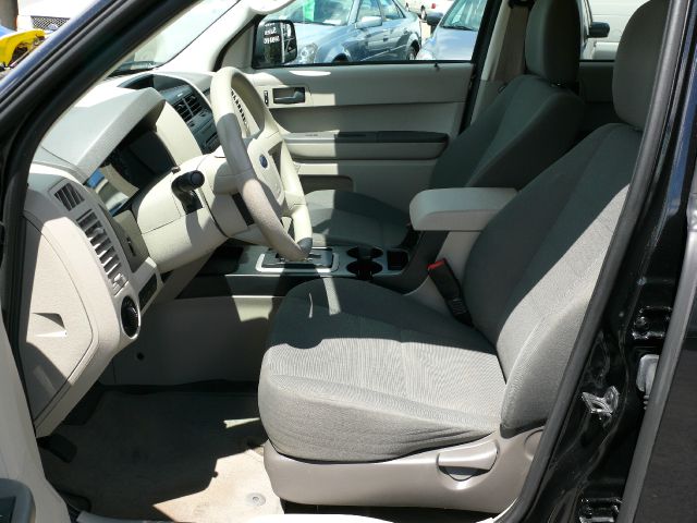 2011 Ford Escape 4DR 4WD BASE AT