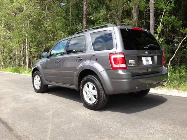 2011 Ford Escape 31 FOOT