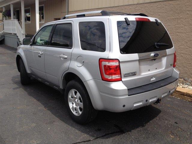 2011 Ford Escape SLT 25