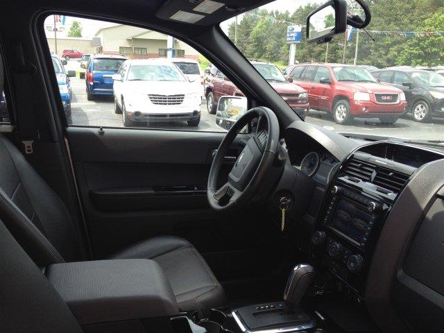 2011 Ford Escape SLT 25