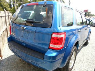 2011 Ford Escape XLS