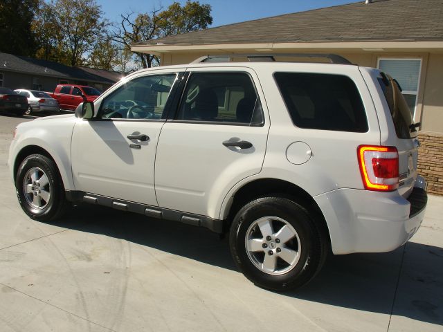 2011 Ford Escape ESi