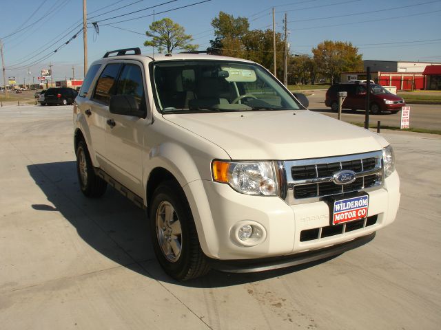 2011 Ford Escape ESi