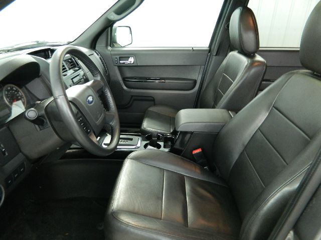 2011 Ford Escape Super