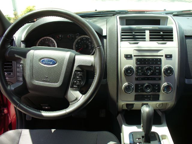 2012 Ford Escape 31 FOOT