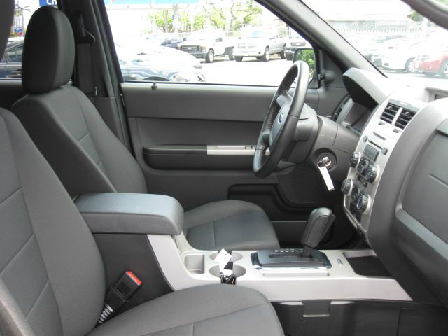 2012 Ford Escape 31 FOOT